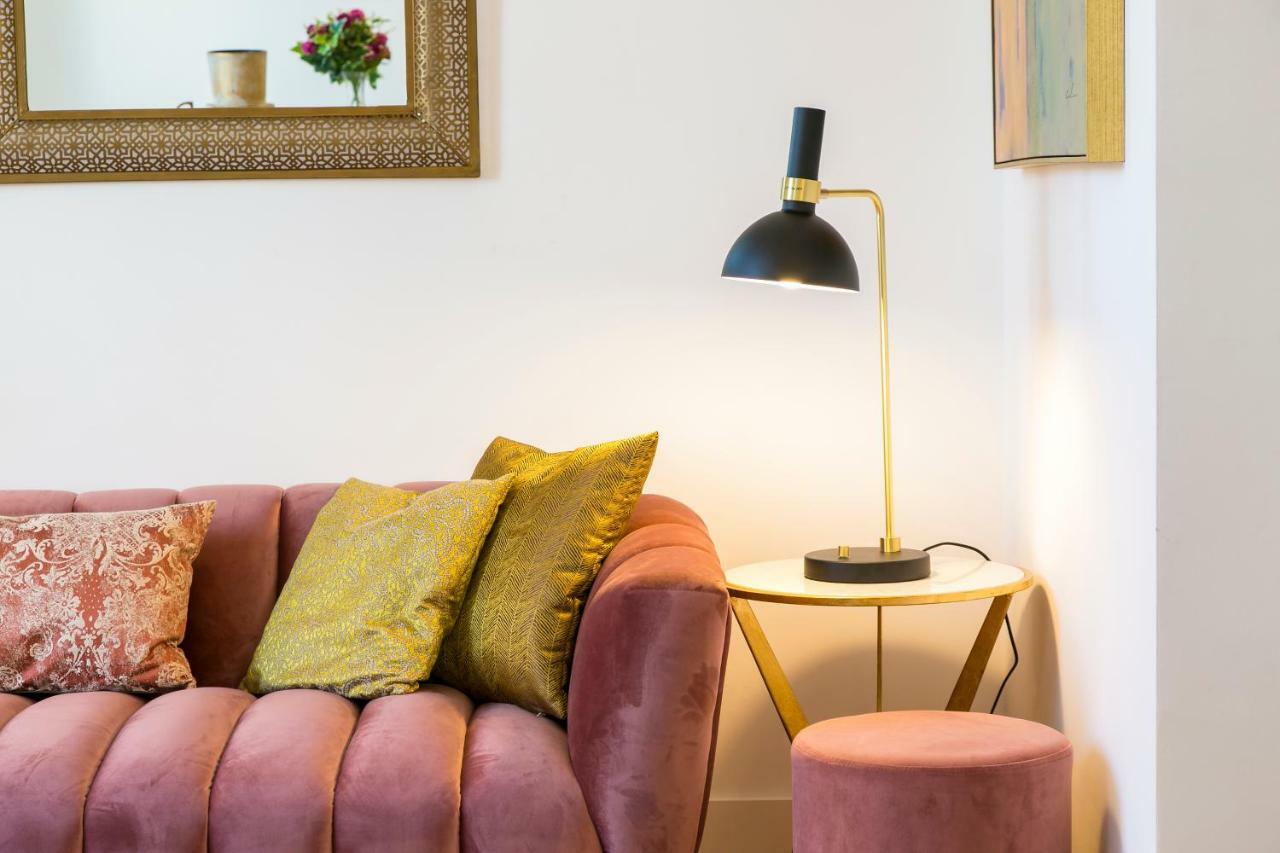 2 Beautiful Suites Upscale Flat Embracing Tejo! Лиссабон Экстерьер фото