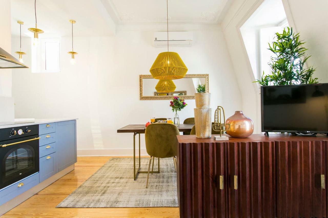 2 Beautiful Suites Upscale Flat Embracing Tejo! Лиссабон Экстерьер фото